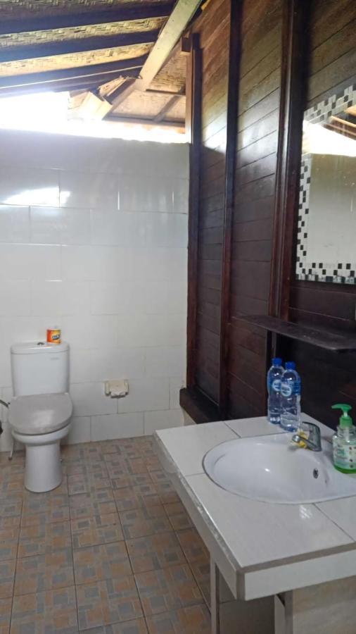 Perdana Homestay Lembongan นูซาเลมโบงัน ภายนอก รูปภาพ