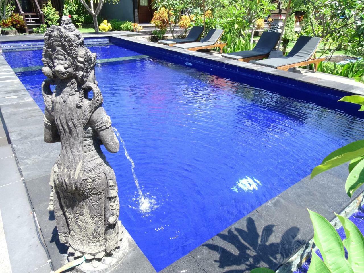 Perdana Homestay Lembongan นูซาเลมโบงัน ภายนอก รูปภาพ